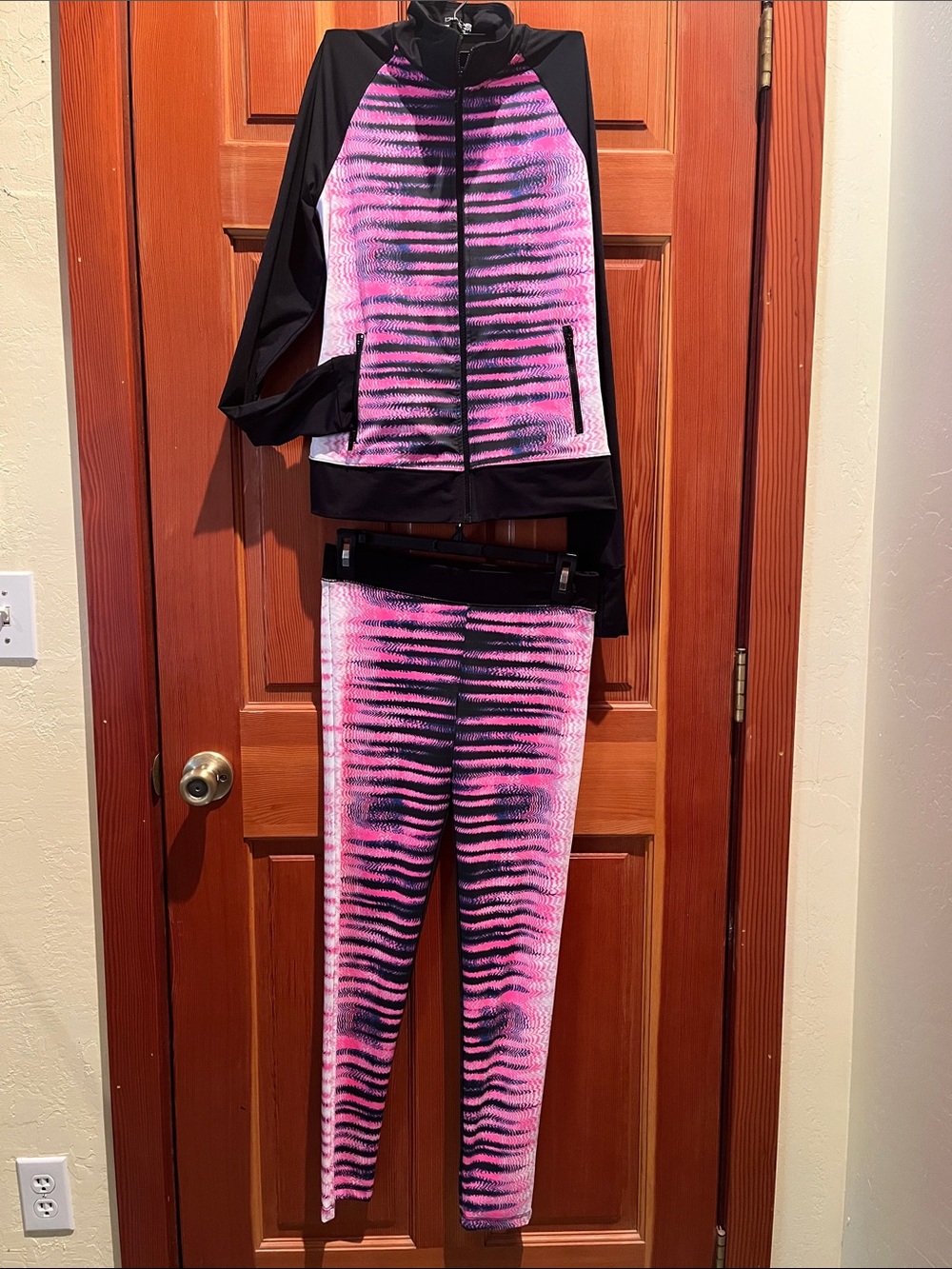bebe Pink & Black Zebra-Print Active Jacket and Leggings Set